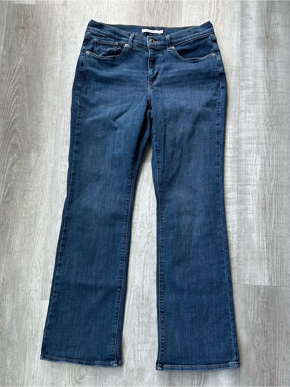 Levi’s Classic Bootcut Jeans Womens Size 6